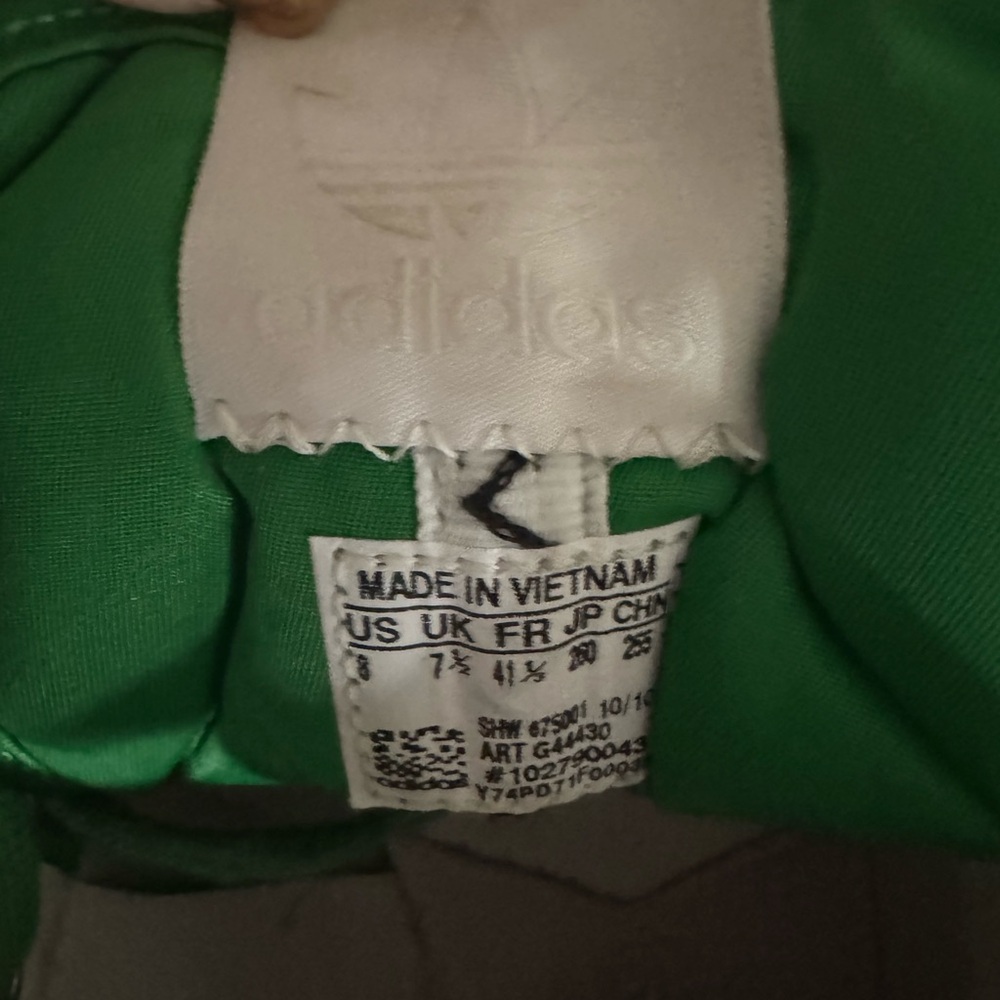 Adidas - Picture 6 of 8